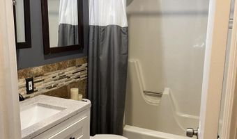 101 Island View Dr, Alpena, MI 49707