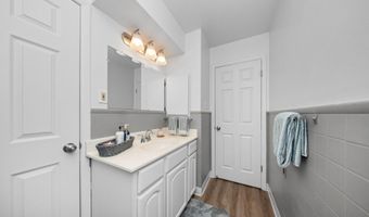 1025 Western Dr, Ann Arbor, MI 48103