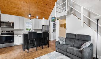 1185 County Road 1590, Alvord, TX 76225