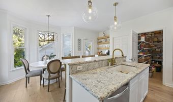 107 Bryan Dr, Beaufort, SC 29902