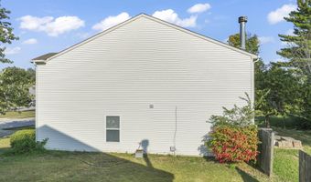 6911 Woodland Heights Dr, Avon, IN 46123