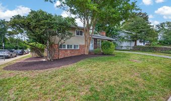 3303 17TH St N, Arlington, VA 22201