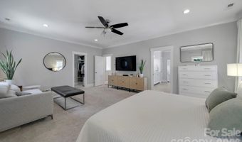 3015 Commonwealth Ave, Charlotte, NC 28205