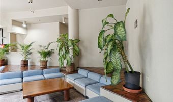 60 N Beretania St 2804, Honolulu, HI 96817