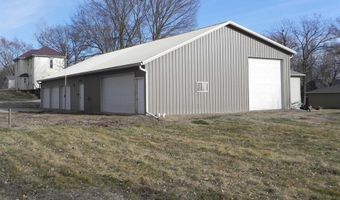 907 Court Ave, Bedford, IA 50833