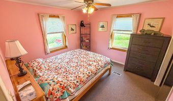 284 Cross Rd, Bradford, VT 05033