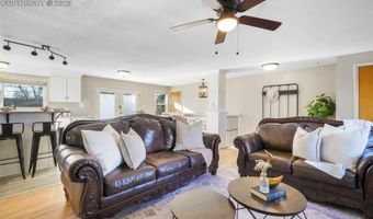 870 Hemlock Way, Broomfield, CO 80020