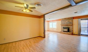 6348 Avenida La Costa NE, Albuquerque, NM 87109
