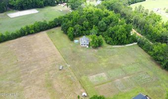 708 N Sunset St, Atkinson, NC 28421