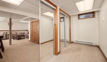 990 HILL Dr, Allentown, PA 18103