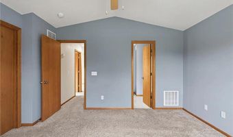 15822 Fleet Trl, Apple Valley, MN 55124