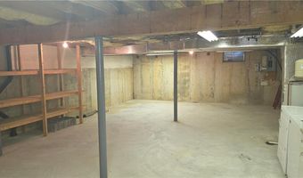 168 Springhouse Rd, Allentown, PA 18104