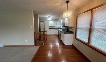 1618 Douglas Ave, Ames, IA 50010