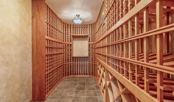 550 Crowson Rd, Ashland, OR 97520