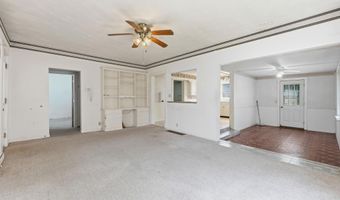 601 S Martha St, Angola, IN 46703