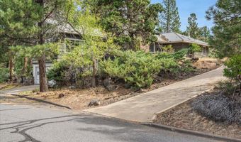 438 NE 9th St, Bend, OR 97701