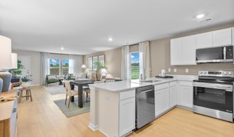 17781 Tipper Ln, Athens, AL 35611