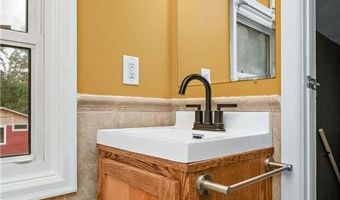 1239 4th Ave, Anoka, MN 55303