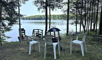 W16468 S Hilbert Dr, Armstrong Creek, WI 54103
