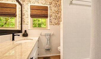 578 EastWood Dr, Asheboro, NC 27205