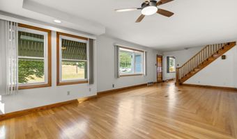 362 Wakelee Ave, Ansonia, CT 06401
