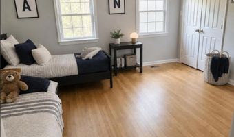 2329 9TH St S, Arlington, VA 22204