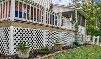 1072 Blessing Rd, Albertville, AL 35951