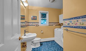 14 3 Partners Rd, Danbury, CT 06811