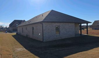 18048 Longleaf Dr, Athens, AL 35611