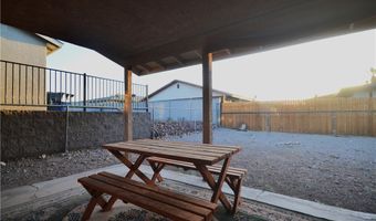 1389 Trane Rd, Bullhead City, AZ 86442