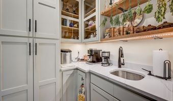 619 Grandview Rd, Conway, NH 03860
