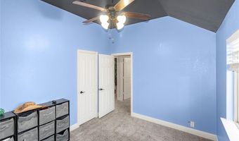 803 Lakeview Dr, Alvarado, TX 76009