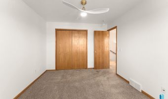 1812 S Mulberry Ave C, Brandon, SD 57005