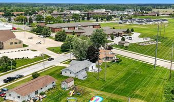1209 Highland Dr, Auburn, IN 46706