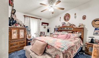 824 OWL CREEK Ave, Cheyenne, WY 82007