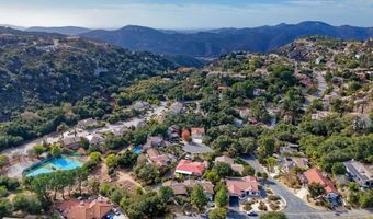 28315 W Meadow Glen Way Way W, Escondido, CA 92026