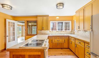 1027 Cedar Ave, Albert Lea, MN 56007