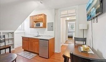 123 White St 123, Belmont, MA 02478