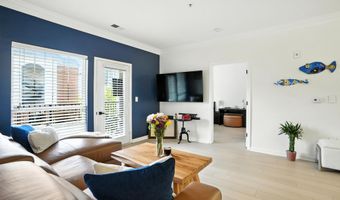 4850 EISENHOWER Ave 302, Alexandria, VA 22304