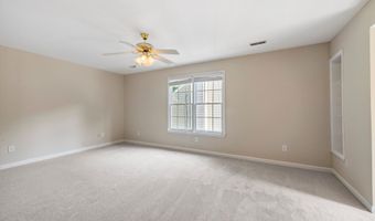 809 Green Passage Ln, Apex, NC 27502