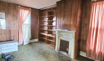 444 E 8th St, Baxter Springs, KS 66713