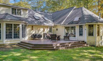 10 Barrington Dr, Bedford, NH 03110