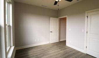 185 Meredith Dr, Bainbridge, GA 39819
