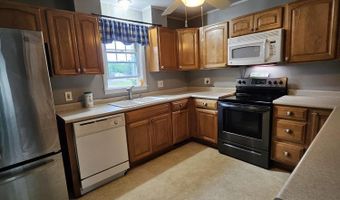 200 Davis Rd, Bangor, ME 04401