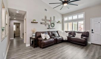 3358 Lake Circle Dr, Fallbrook, CA 92028