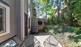 623 N 5th Ave, Ann Arbor, MI 48104