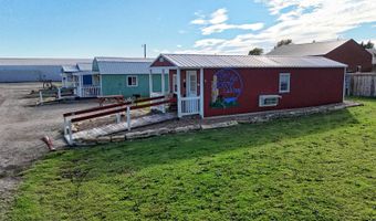 647 E 1st St, Lucas, KS 67648