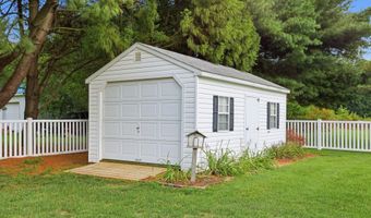 39 LAKSHMAN Ct, Dover, DE 19904
