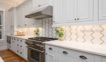 80 Hunting Lodge Rd, Bluffton, SC 29910