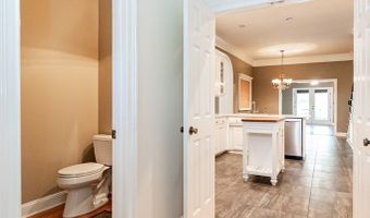 4533 La Costa Dr, Albany, GA 31721